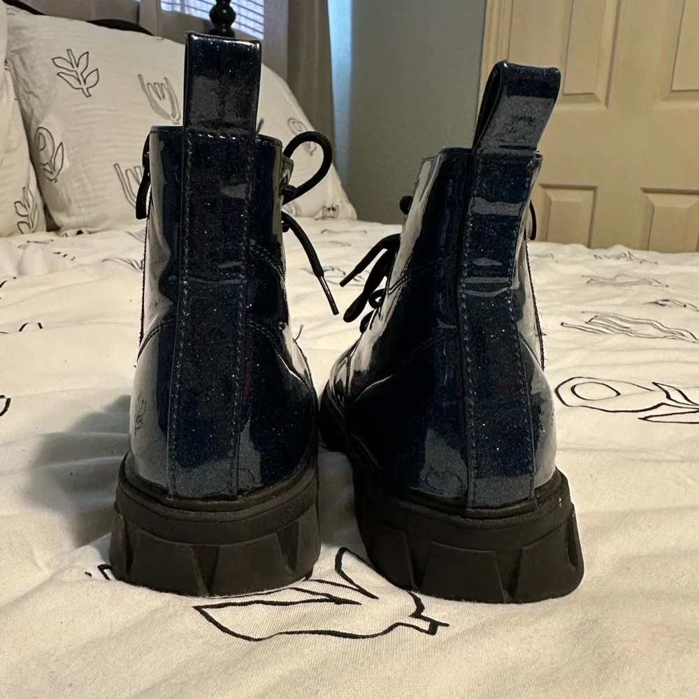 Girls’ Glitter Patent Combat Boots — Navy/Black